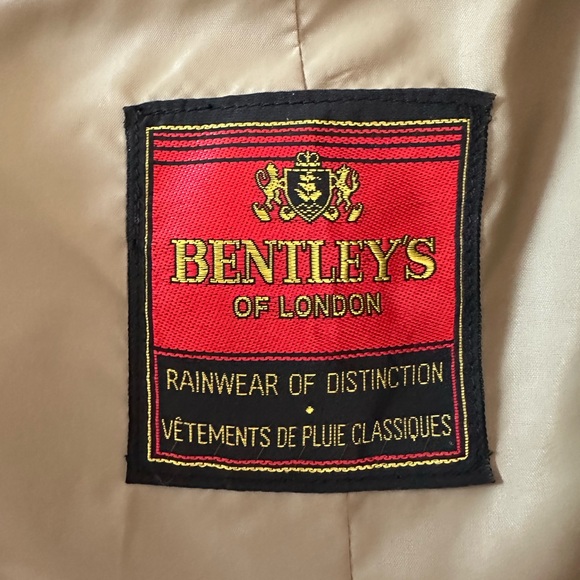 Trench coat - Picture 3 of 7